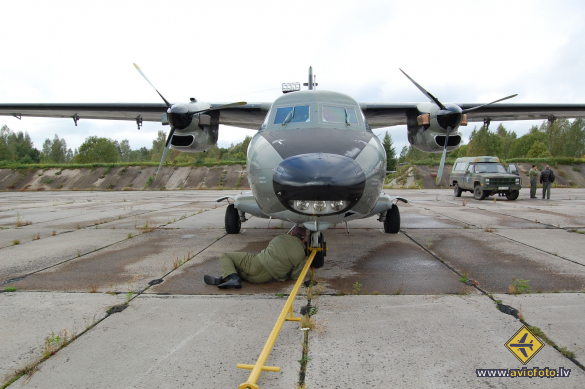 Let L-410UVP Turbolet