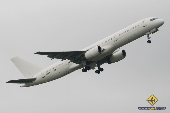 Boeing C-32B (757-23A)