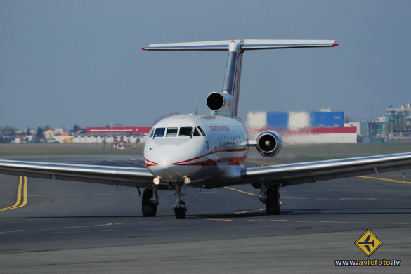 Yakovlev Yak-40