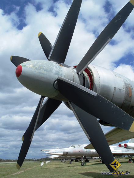 Tupolev Tu-95K-22