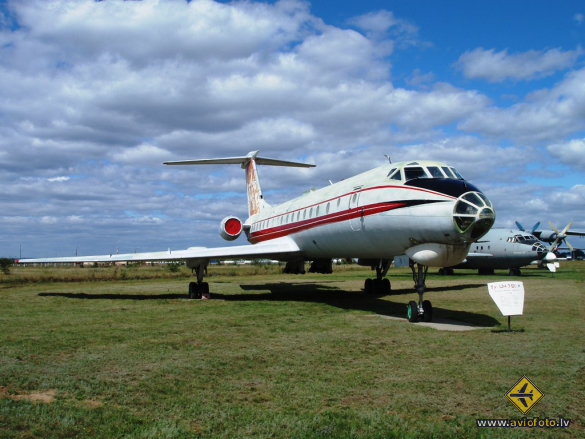 Tupolev Tu-134UShS