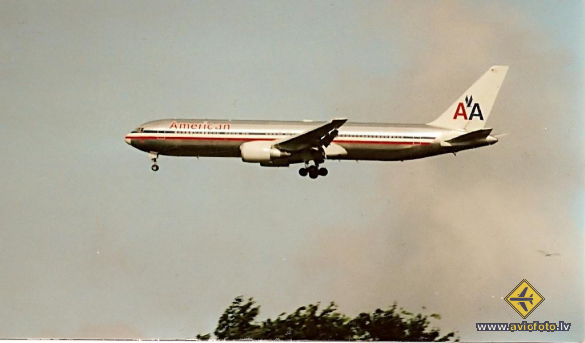 Boeing 767-323/ER