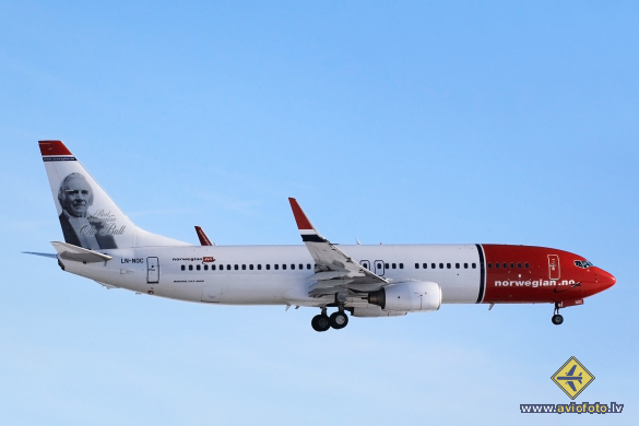 Boeing 737-81Q