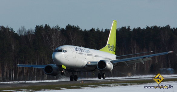Boeing 737-522