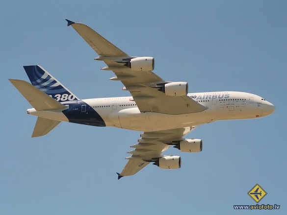Airbus A380-841