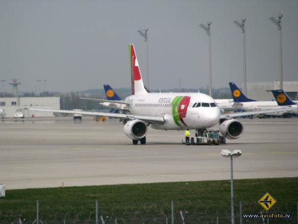 Airbus A319-111