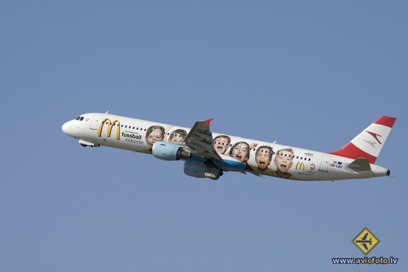 Airbus A321-111