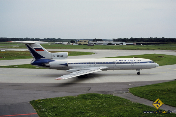 Tupolev Tu-154M