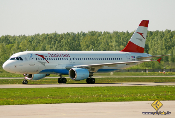 Airbus A320-214