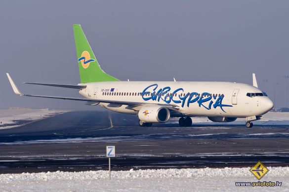 Boeing 737-8Q8