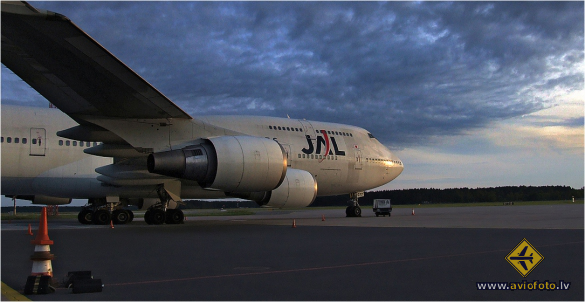 Boeing 747-446
