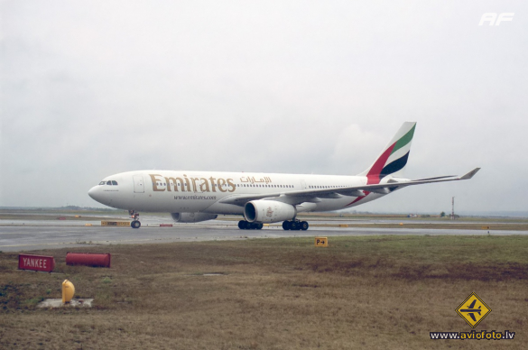 Airbus A330-243