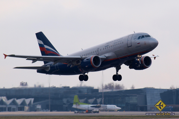 Airbus A319-111