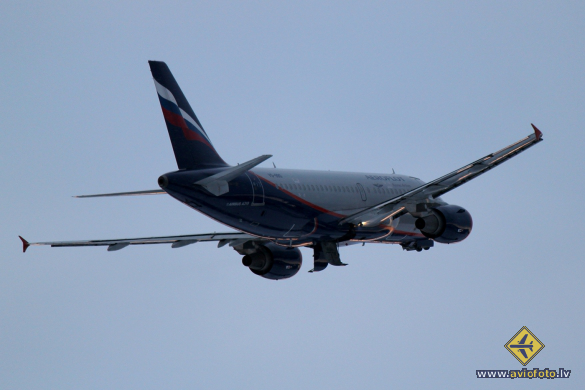 Airbus A319-111