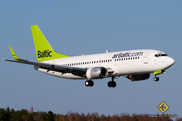 Boeing 737-36Q