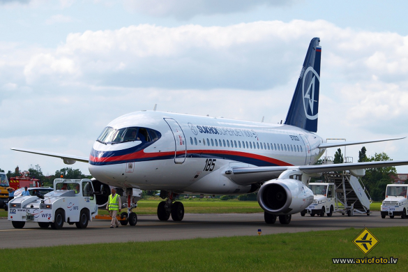 Sukhoi SSJ-100-95B Superjet 100 (RRJ-95B)