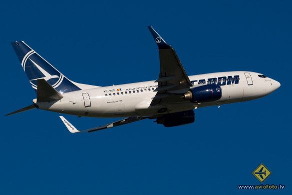 Boeing 737-78J