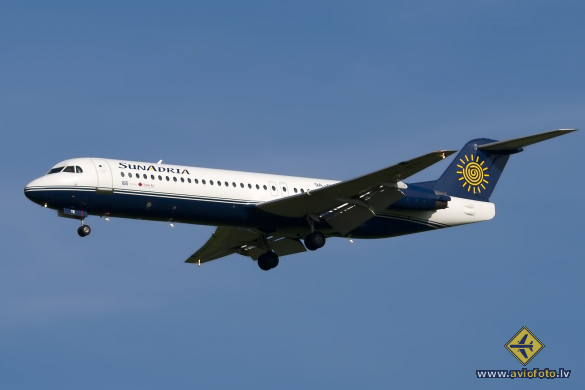 Fokker 100 (F-28-0100)