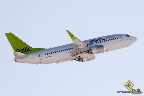 Boeing 737-33V