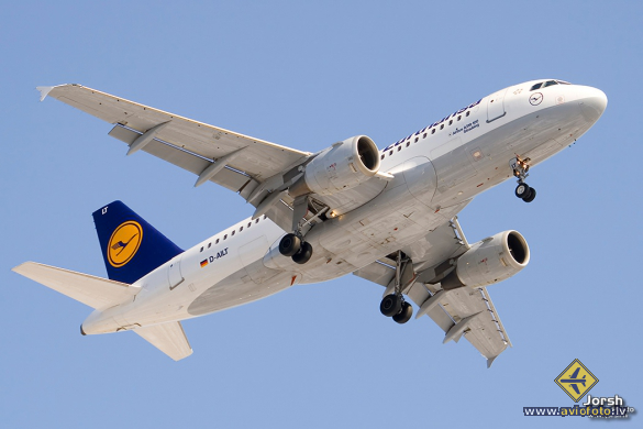 Airbus A319-114