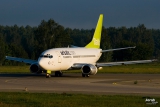 Boeing 737-548
