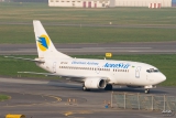 Boeing 737-5L9