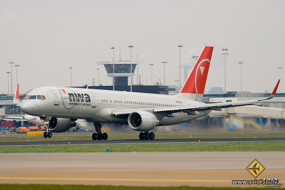 Boeing 757-251