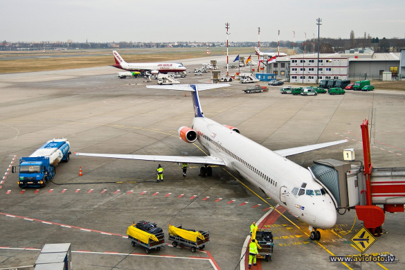 McDonnell Douglas MD-82 (DC-9-82)