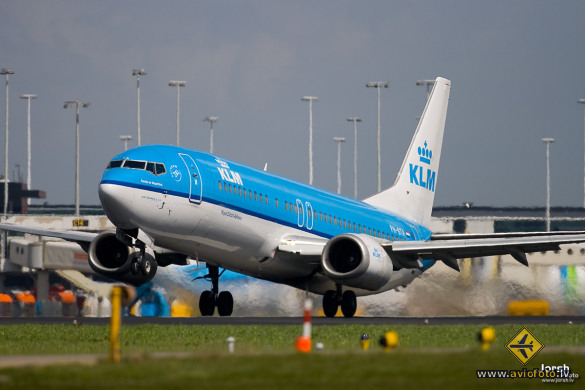 Boeing 737-406
