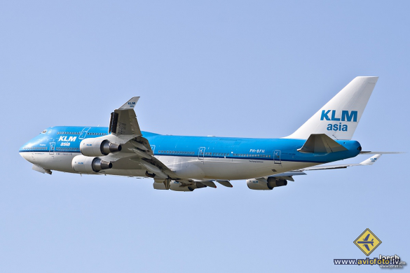Boeing 747-406M