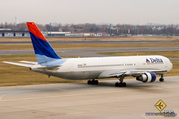 Boeing 767-332/ER