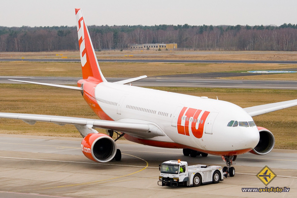 Airbus A330-223