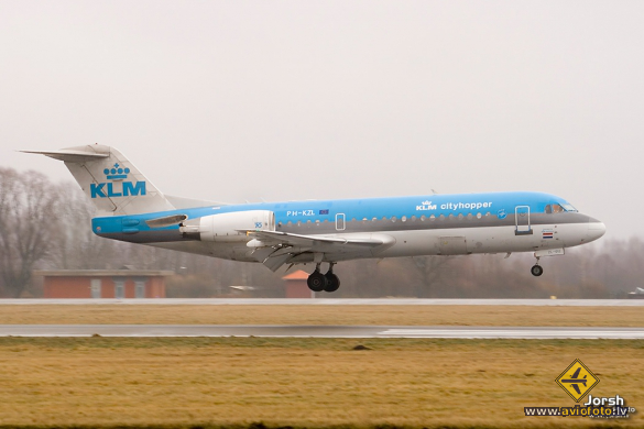 Fokker 70 (F-28-0070)