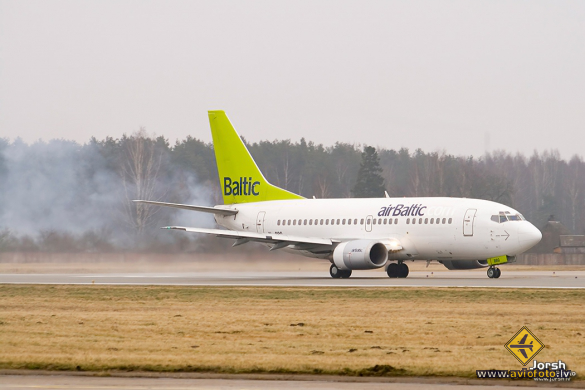 Boeing 737-522