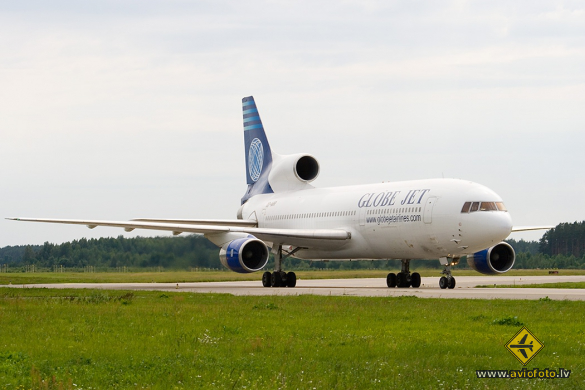 Lockheed L-1011-385-3 TriStar 500