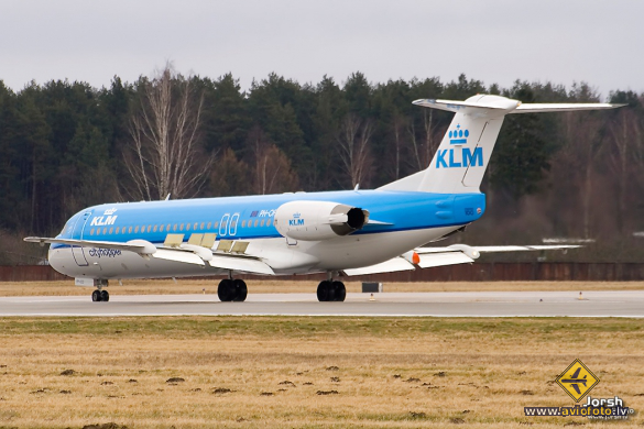 Fokker 100 (F-28-0100)