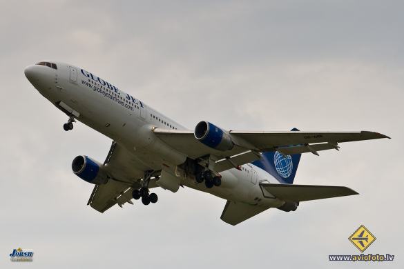 Lockheed L-1011-385-3 TriStar 500
