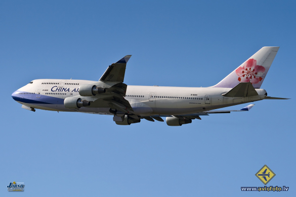 Boeing 747-409