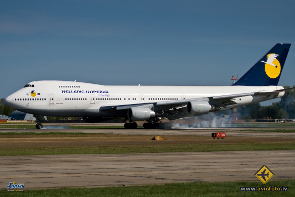 Boeing 747-230B