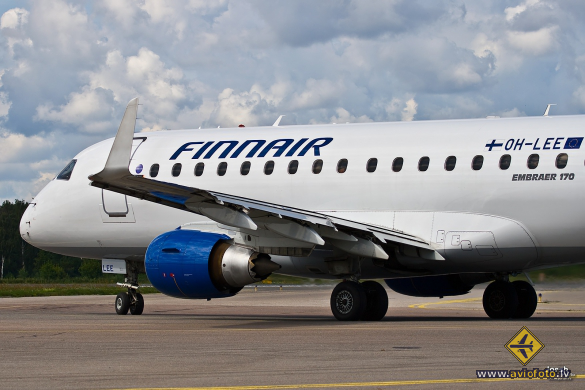 Embraer 170STD (ERJ-170-100STD)
