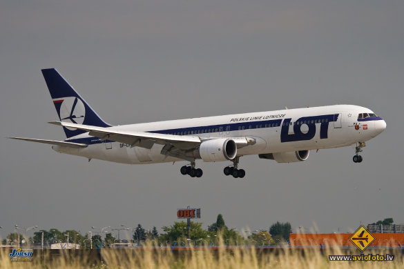 Boeing 767-35D/ER