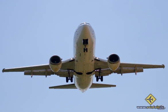 Boeing 737-306