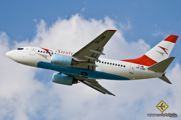 Boeing 737-6Z9