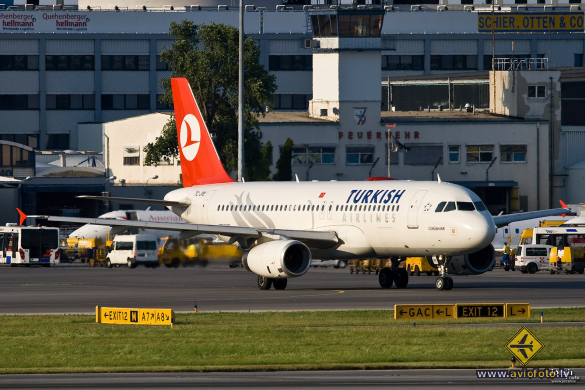 Airbus A320-232