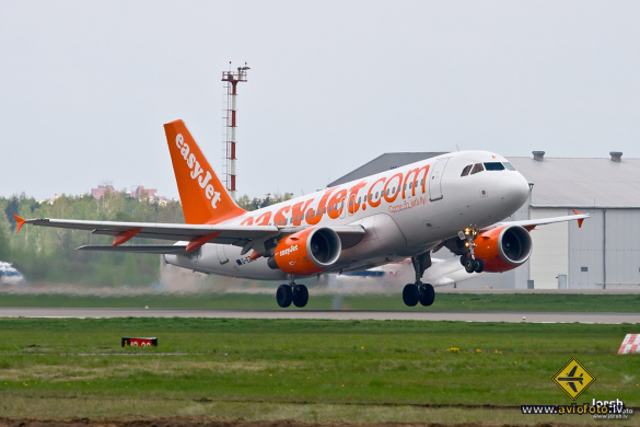 Airbus A319-111