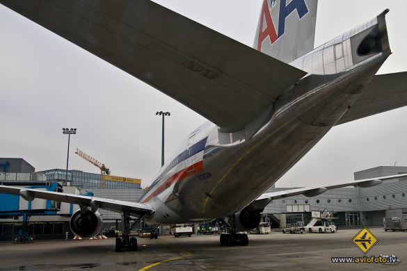 Boeing 777-223/ER