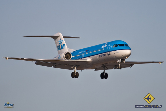 Fokker 70 (F-28-0070)