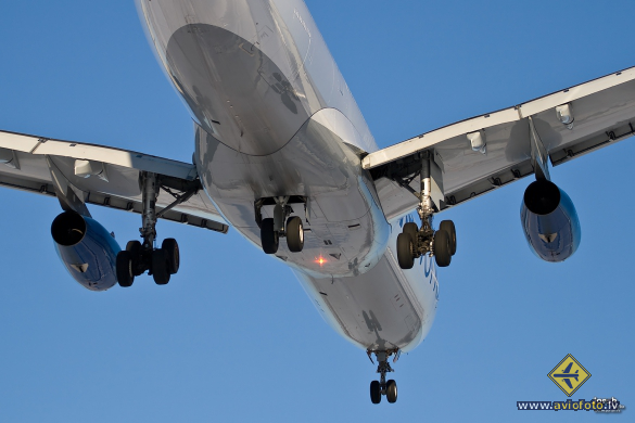 Airbus A340-313E