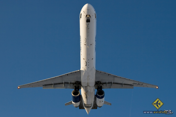 McDonnell Douglas MD-90-30
