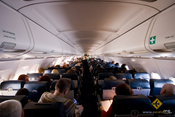 Airbus A320-211